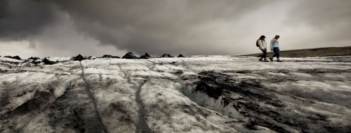 Caminando sobre el glaciar (Xabier Ormazabal Saria)