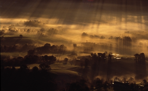 Niebla en el valle